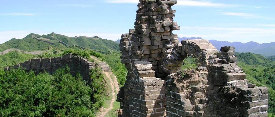 great wall of china hiking trips