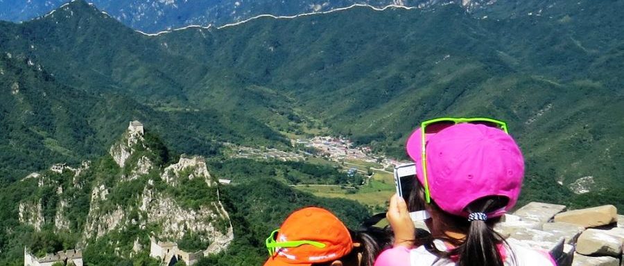 great wall of china hiking trips