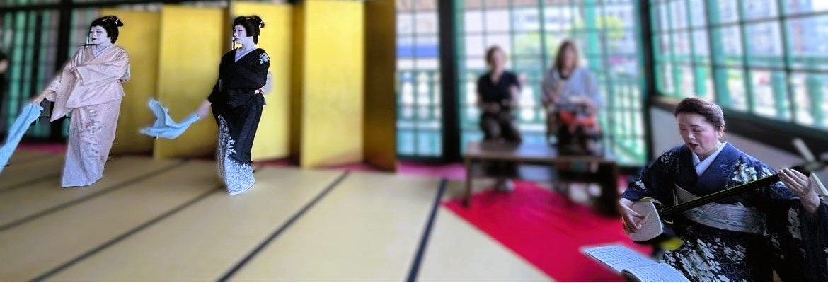 best guided tours of Japan from Canada, USA - geisha performance